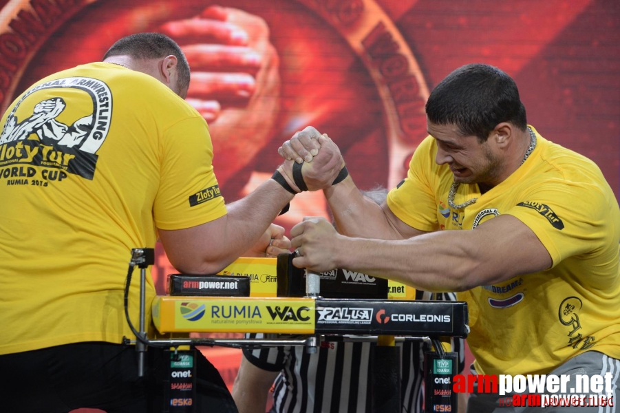 Zloty Tur 2015 by Mark Kazus - Right Hand # Siłowanie na ręce # Armwrestling # Armpower.net