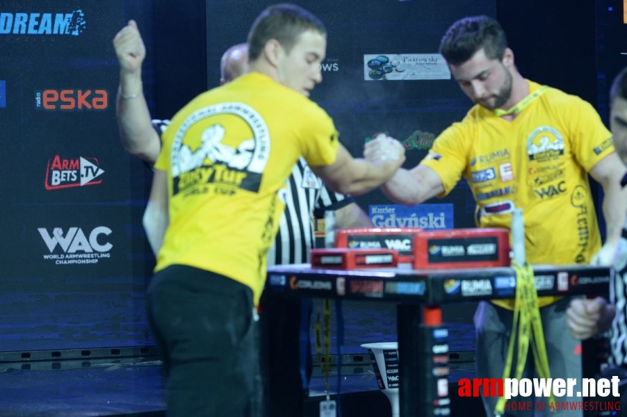 Zloty Tur 2016 - left hand by Mark Kazus # Armwrestling # Armpower.net