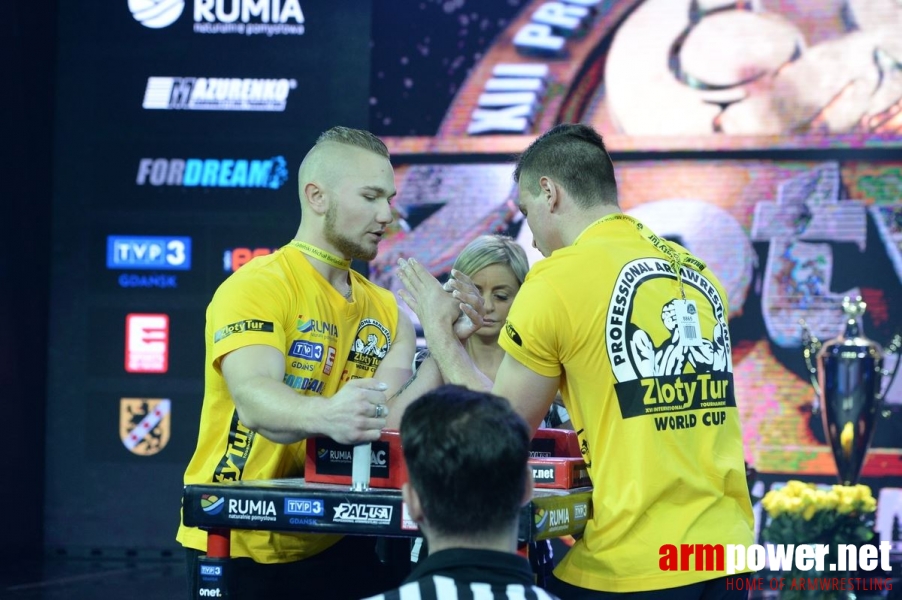 Zloty Tur 2016 - left hand by Mark Kazus # Armwrestling # Armpower.net