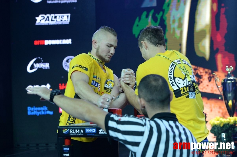 Zloty Tur 2016 - left hand by Mark Kazus # Siłowanie na ręce # Armwrestling # Armpower.net