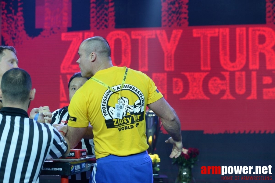 Zloty Tur 2016 - left hand by Mark Kazus # Armwrestling # Armpower.net