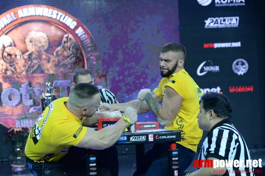 Zloty Tur 2016 - left hand by Mark Kazus # Siłowanie na ręce # Armwrestling # Armpower.net