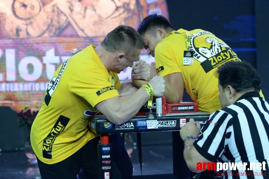 Zloty Tur 2016 - left hand by Mark Kazus # Armwrestling # Armpower.net