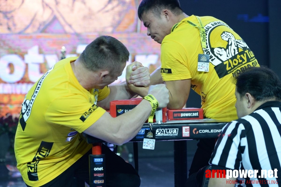 Zloty Tur 2016 - left hand by Mark Kazus # Armwrestling # Armpower.net