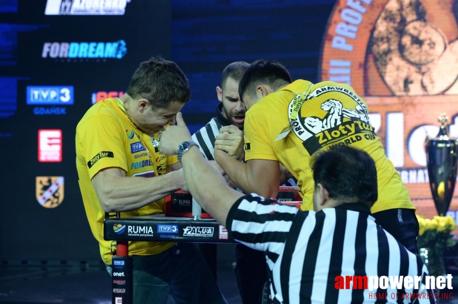 Zloty Tur 2016 - left hand by Mark Kazus # Armwrestling # Armpower.net