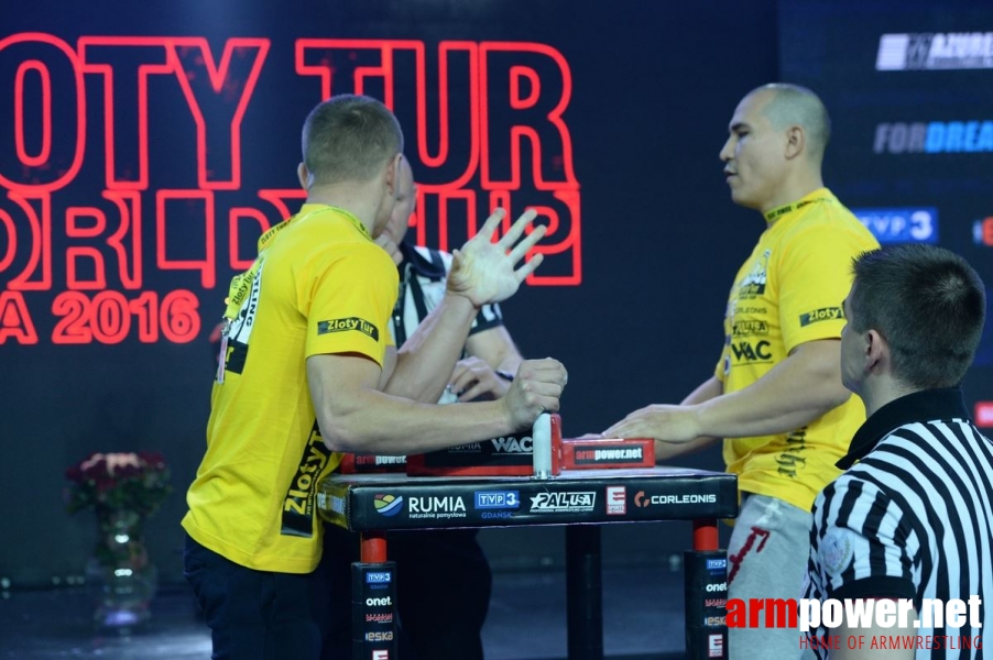 Zloty Tur 2016 - left hand by Mark Kazus # Siłowanie na ręce # Armwrestling # Armpower.net