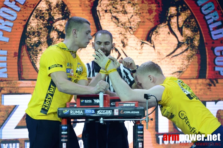 Zloty Tur 2016 - left hand by Mark Kazus # Armwrestling # Armpower.net