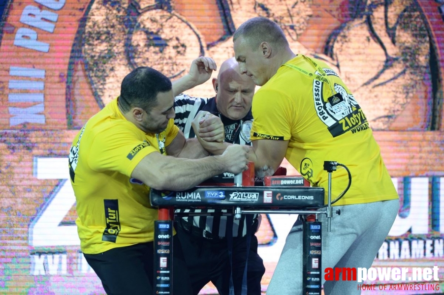 Zloty Tur 2016 - left hand by Mark Kazus # Siłowanie na ręce # Armwrestling # Armpower.net