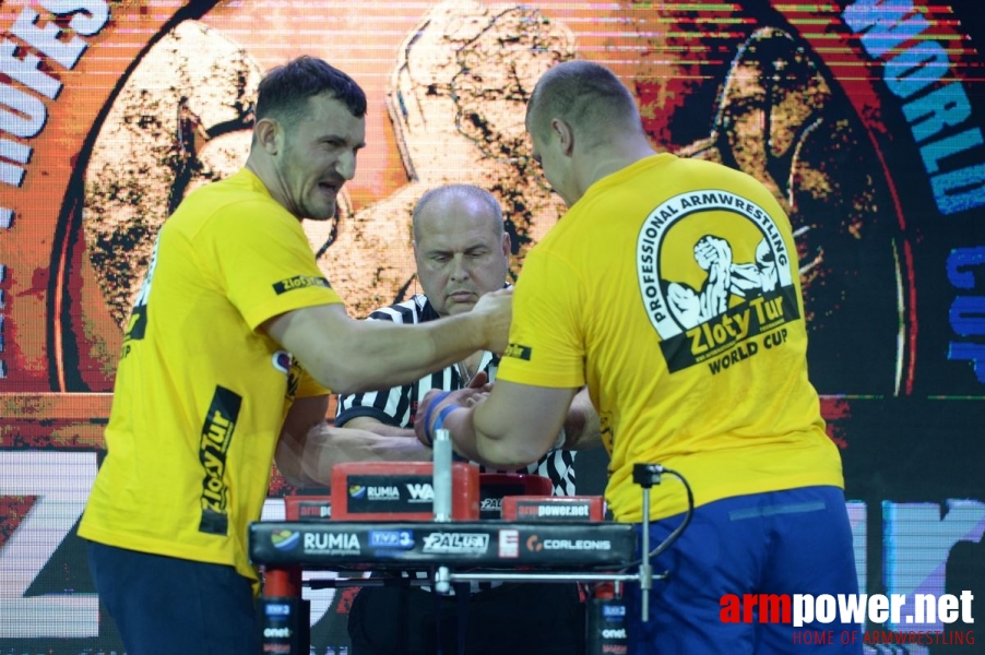 Zloty Tur 2016 - left hand by Mark Kazus # Armwrestling # Armpower.net