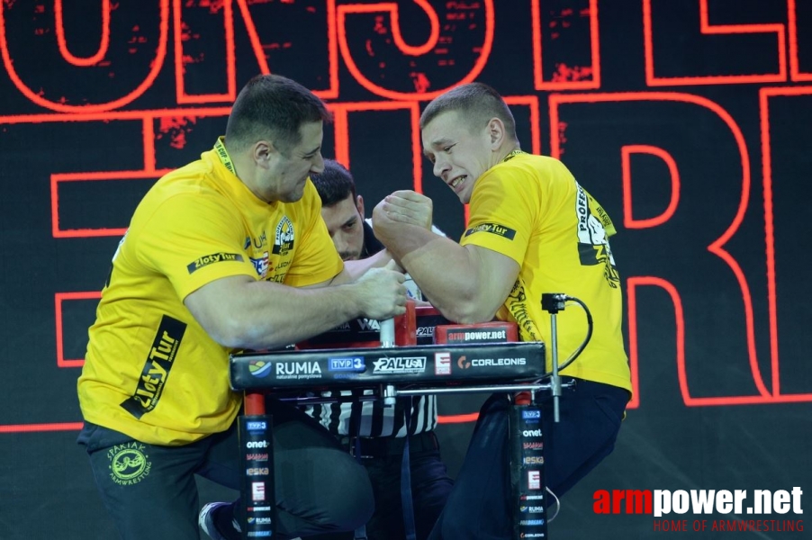 Zloty Tur 2016 - left hand by Mark Kazus # Armwrestling # Armpower.net