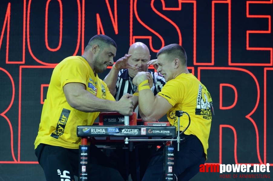 Zloty Tur 2016 - left hand by Mark Kazus # Siłowanie na ręce # Armwrestling # Armpower.net