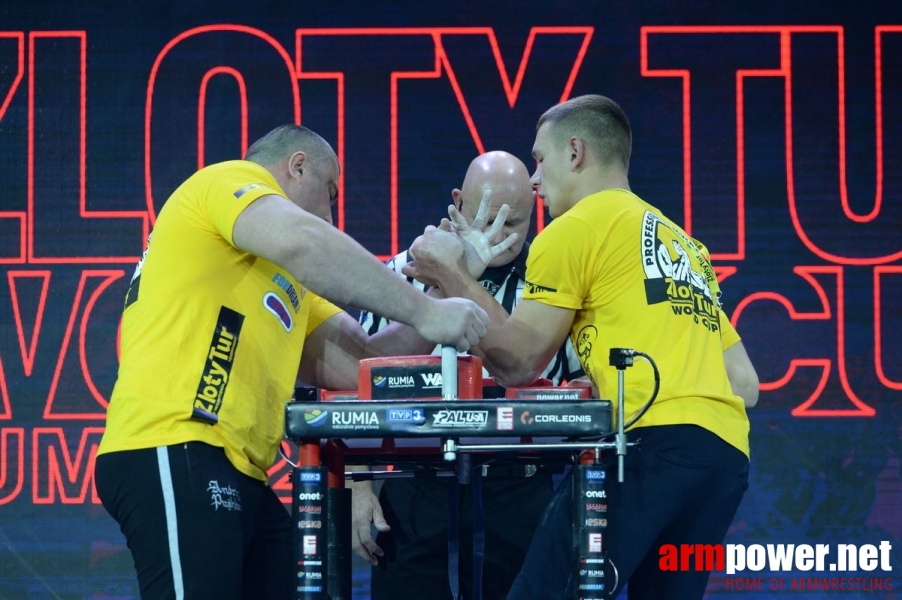 Zloty Tur 2016 - left hand by Mark Kazus # Siłowanie na ręce # Armwrestling # Armpower.net