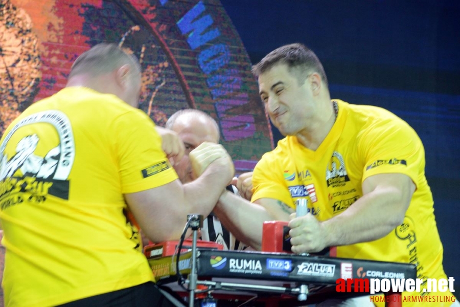 Zloty Tur 2016 - right hand # Armwrestling # Armpower.net