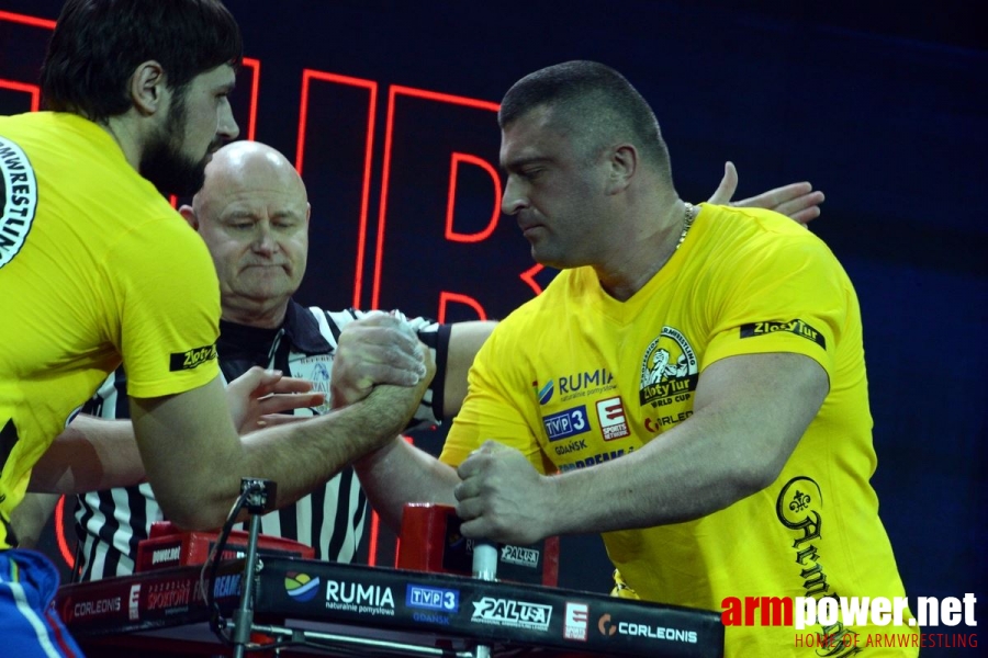 Zloty Tur 2016 - right hand # Siłowanie na ręce # Armwrestling # Armpower.net