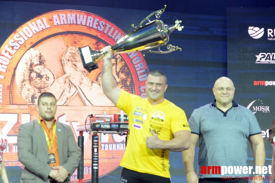 Zloty Tur 2016 - right hand # Siłowanie na ręce # Armwrestling # Armpower.net