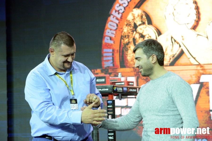 Zloty Tur 2016 - right hand # Siłowanie na ręce # Armwrestling # Armpower.net