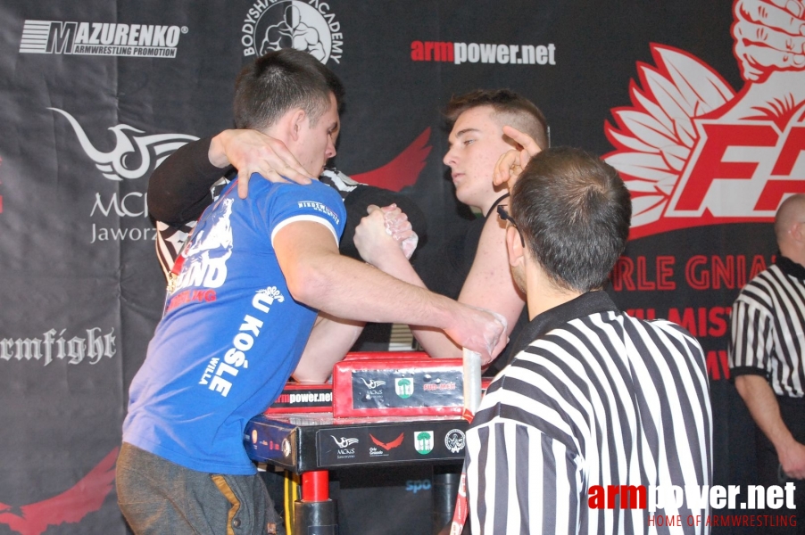 Lewa ręka - Mistrzostwa Polski 2017 Szczyrk # Siłowanie na ręce # Armwrestling # Armpower.net