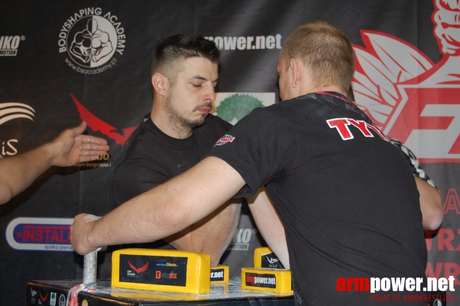 Prawa ręka - Mistrzostwa Polski 2017 Szczyrk # Siłowanie na ręce # Armwrestling # Armpower.net