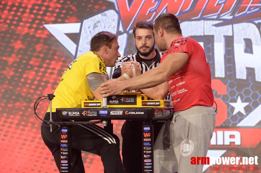 Armfight #48 - Bartosiewicz vs Tiete # Armwrestling # Armpower.net