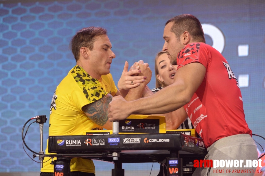 Armfight #48 - Bartosiewicz vs Tiete # Armwrestling # Armpower.net