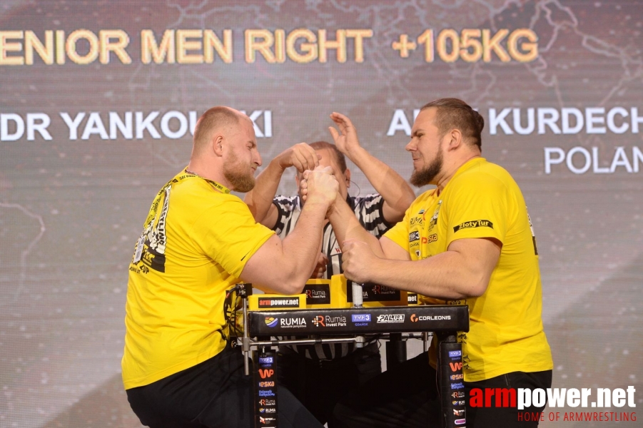 Zloty Tur 2017 - right hand finals # Armwrestling # Armpower.net