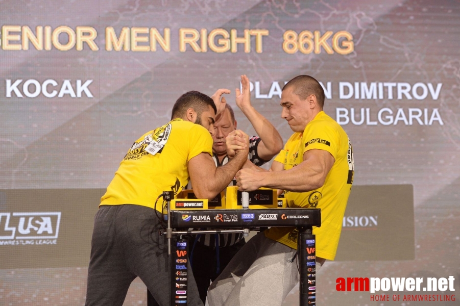 Zloty Tur 2017 - right hand finals # Siłowanie na ręce # Armwrestling # Armpower.net