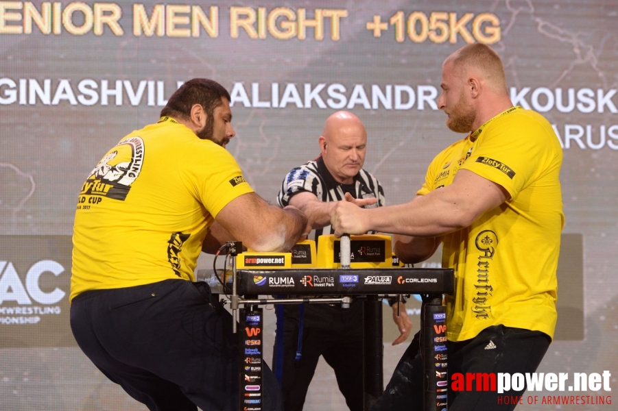 Zloty Tur 2017 - right hand finals # Armwrestling # Armpower.net