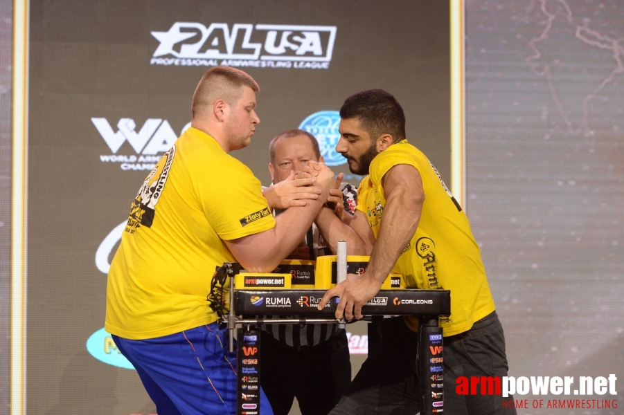 Zloty Tur 2017 - right hand finals # Siłowanie na ręce # Armwrestling # Armpower.net