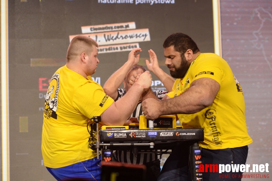 Zloty Tur 2017 - right hand finals # Siłowanie na ręce # Armwrestling # Armpower.net