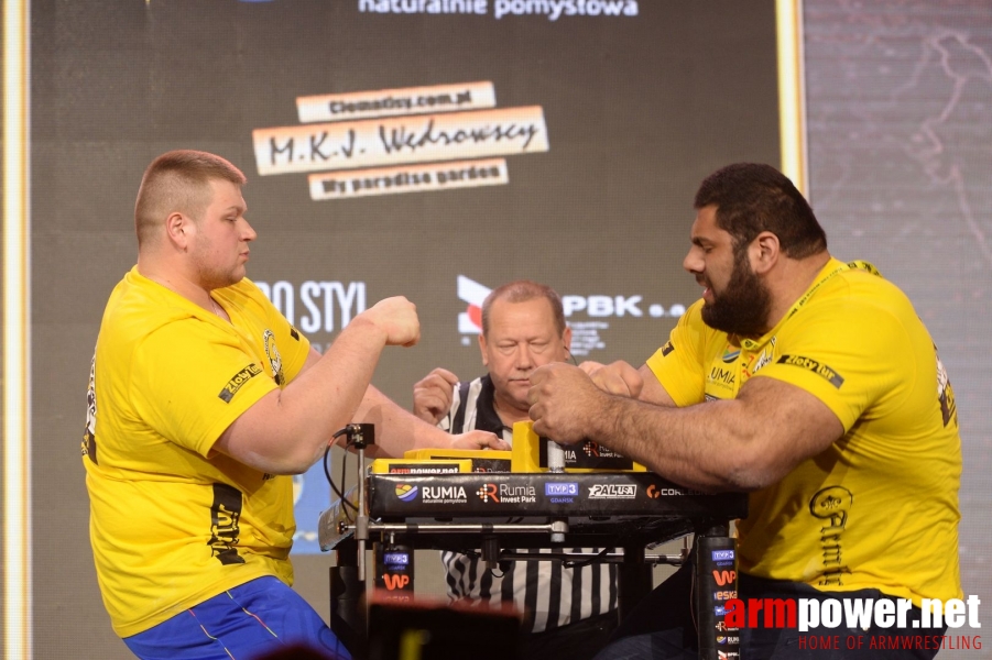 Zloty Tur 2017 - right hand finals # Siłowanie na ręce # Armwrestling # Armpower.net