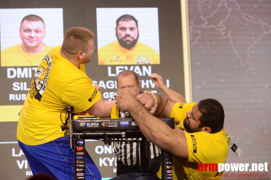 Zloty Tur 2017 - right hand finals # Siłowanie na ręce # Armwrestling # Armpower.net