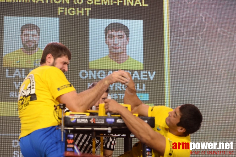 Zloty Tur 2017 - right hand finals # Siłowanie na ręce # Armwrestling # Armpower.net