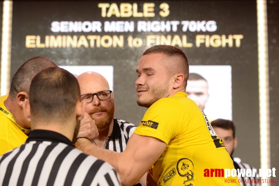 Zloty Tur 2017 - right hand eliminations # Armwrestling # Armpower.net