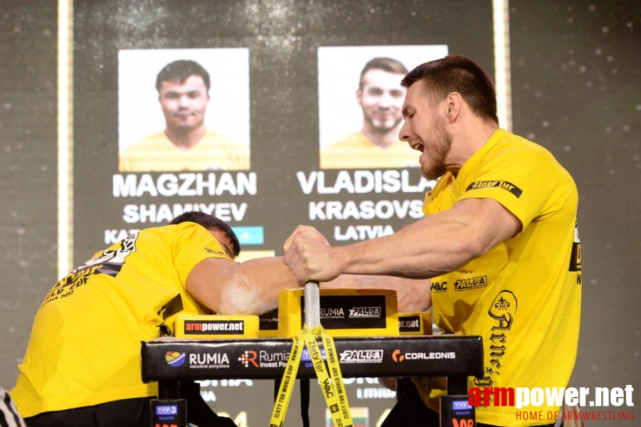 Zloty Tur 2017 - right hand eliminations # Armwrestling # Armpower.net