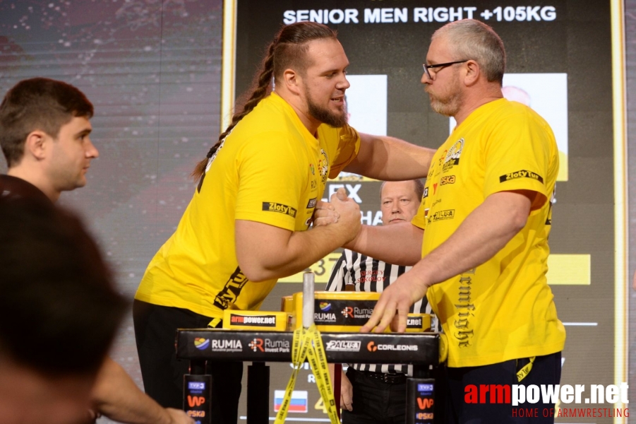 Zloty Tur 2017 - right hand eliminations # Armwrestling # Armpower.net