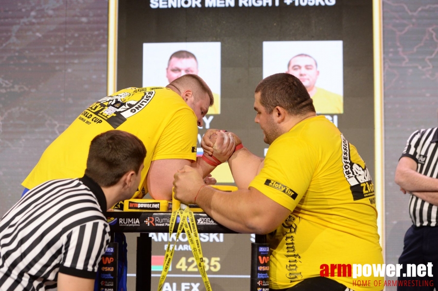 Zloty Tur 2017 - right hand eliminations # Armwrestling # Armpower.net