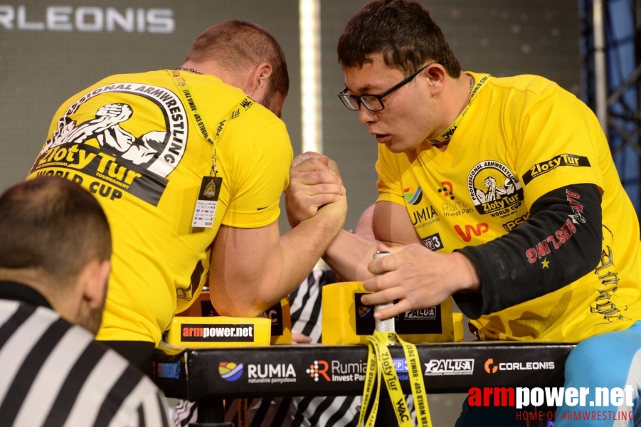 Zloty Tur 2017 - right hand eliminations # Siłowanie na ręce # Armwrestling # Armpower.net