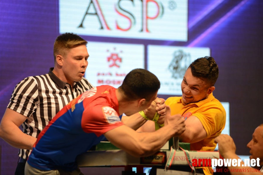 EuroArm2018 - day1 - juniors left hand # Armwrestling # Armpower.net