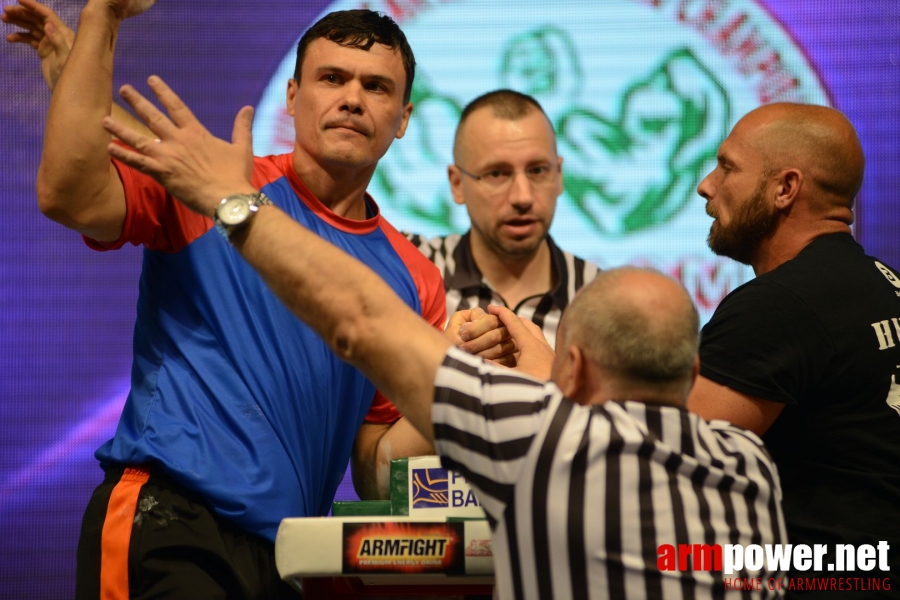 EuroArm2018 - day5 - seniors left # Armwrestling # Armpower.net