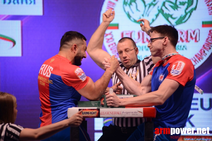 EuroArm2018 - day6 - seniors right # Armwrestling # Armpower.net