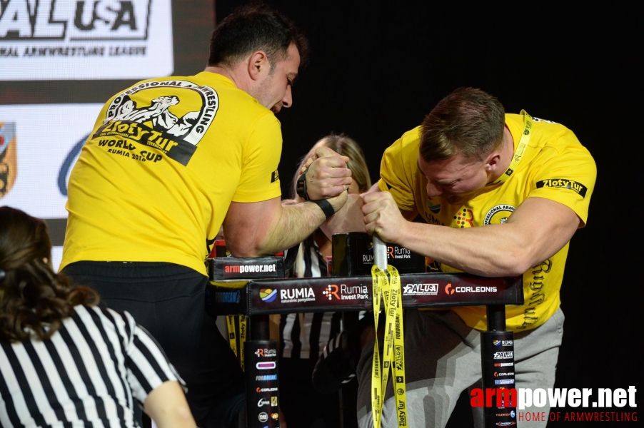 Zloty Tur 2018 - eliminations right hand # Armwrestling # Armpower.net