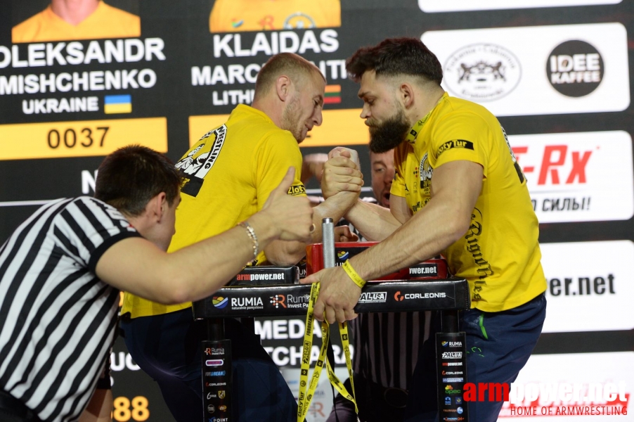 Zloty Tur 2018 - eliminations right hand # Siłowanie na ręce # Armwrestling # Armpower.net