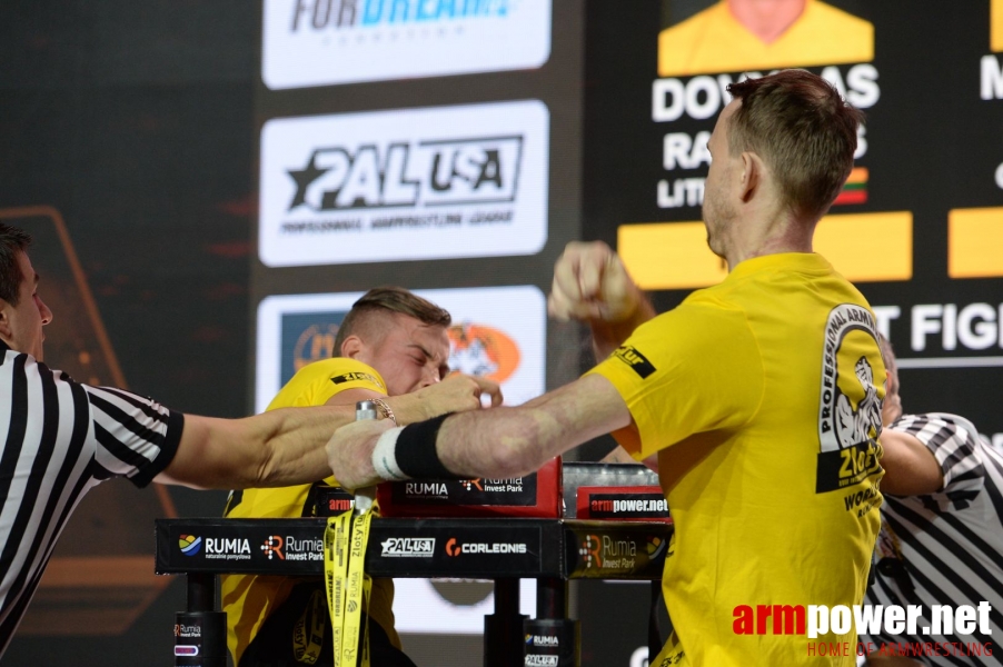 Zloty Tur 2018 - eliminations right hand # Armwrestling # Armpower.net