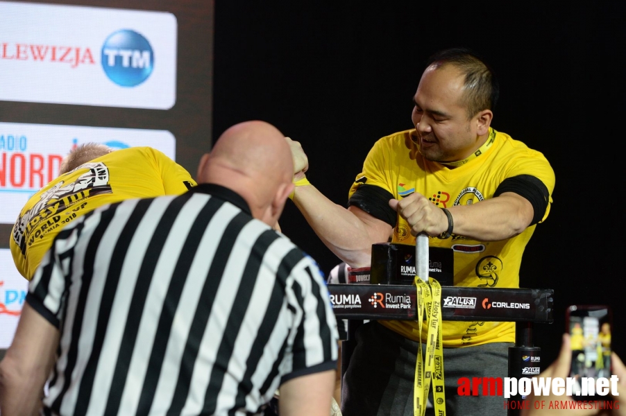 Zloty Tur 2018 - eliminations right hand # Armwrestling # Armpower.net