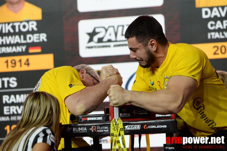 Zloty Tur 2018 - eliminations right hand # Armwrestling # Armpower.net