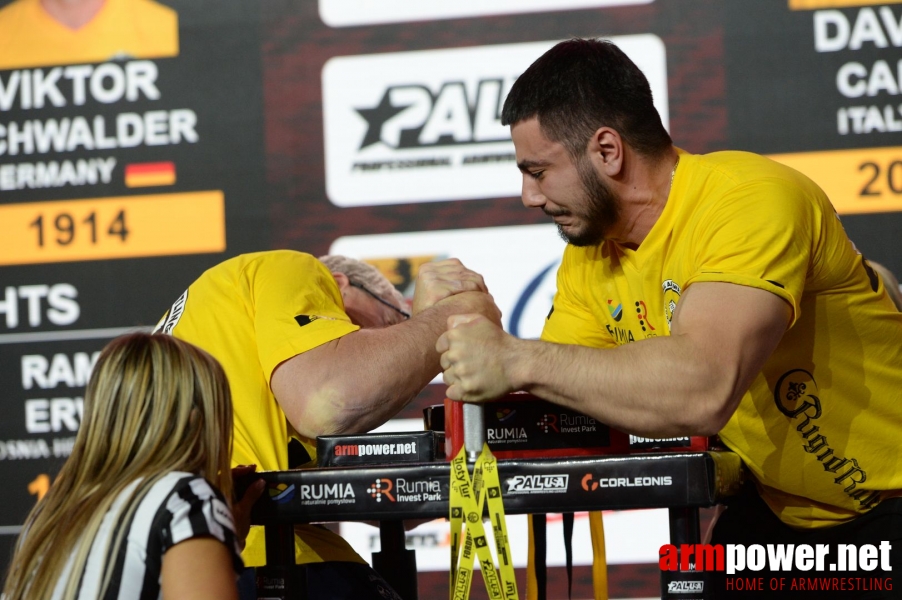 Zloty Tur 2018 - eliminations right hand # Armwrestling # Armpower.net