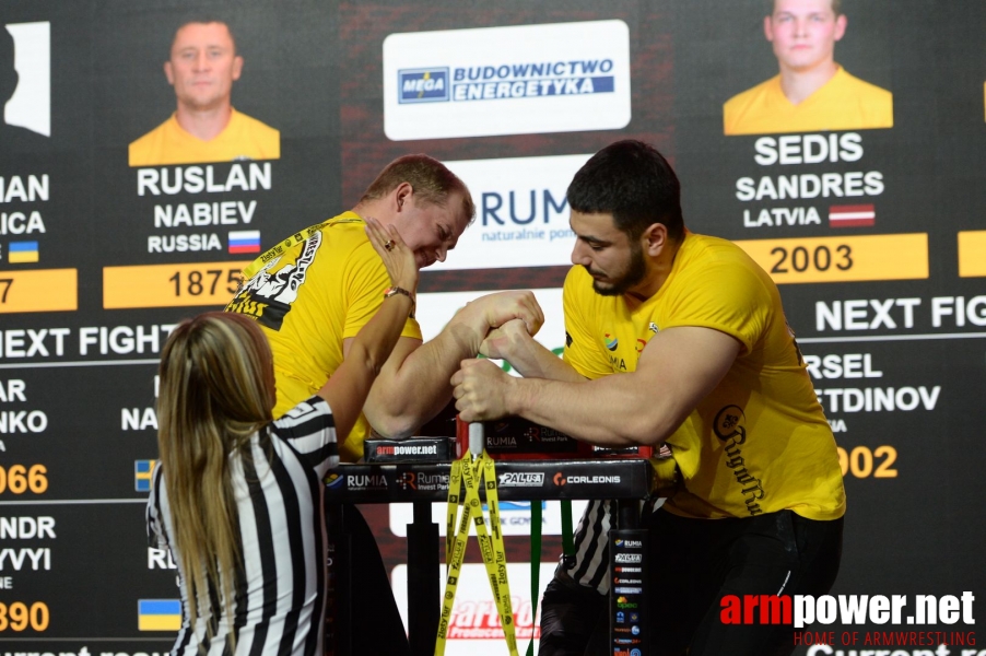 Zloty Tur 2018 - eliminations right hand # Armwrestling # Armpower.net