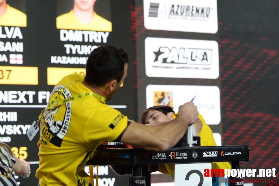 Zloty Tur 2018 - eliminations left hand # Armwrestling # Armpower.net