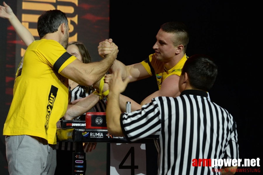 Zloty Tur 2018 - eliminations left hand # Armwrestling # Armpower.net