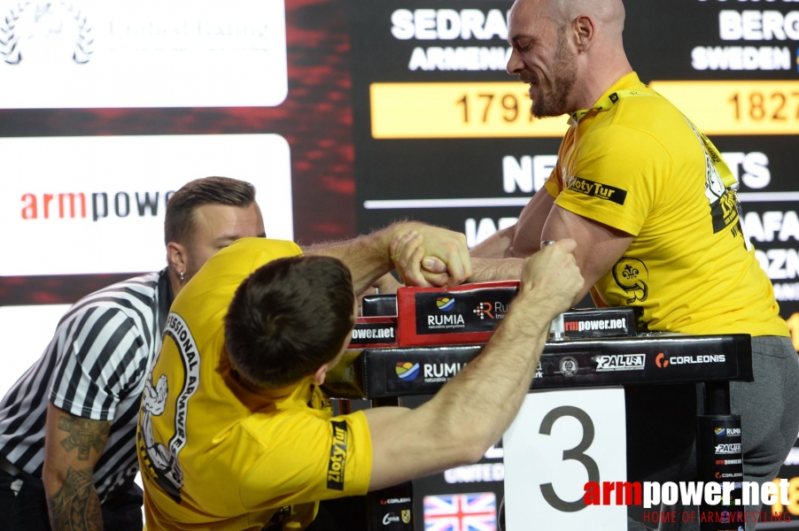 Zloty Tur 2018 - eliminations left hand # Armwrestling # Armpower.net